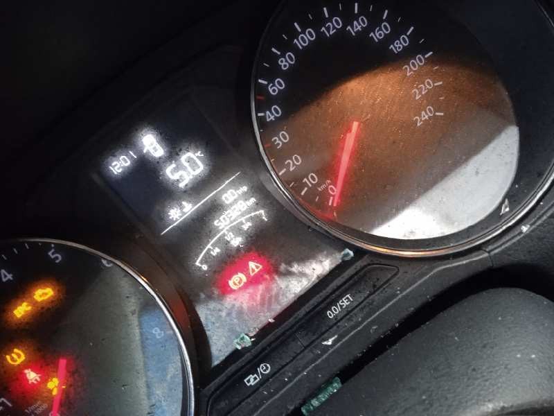 volkswagen polo (6c1) del año 2015