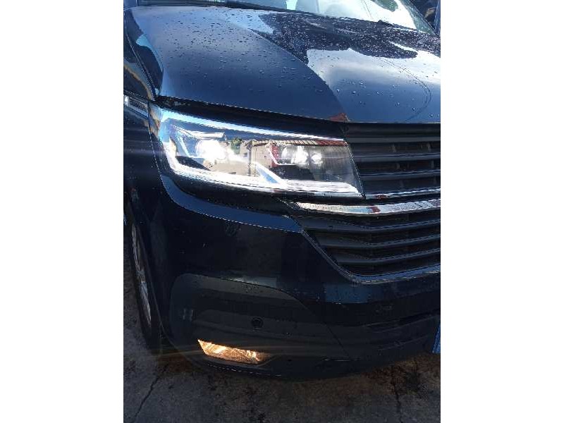 volkswagen t6.1 caravelle (sh) del año 2022