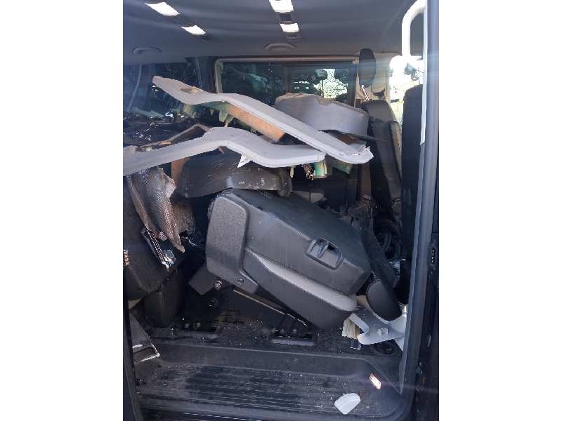 volkswagen t6.1 caravelle (sh) del año 2022