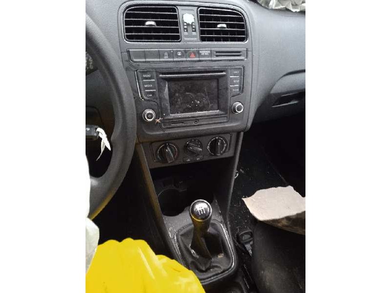 volkswagen polo (6c1) del año 2015