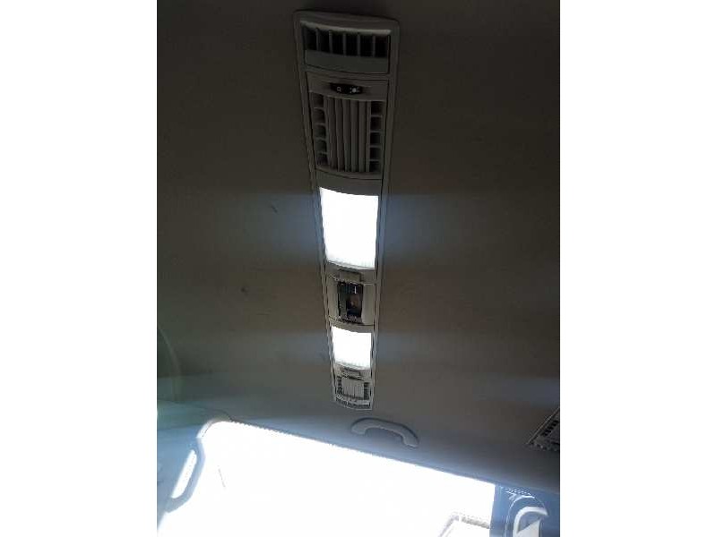 volkswagen t6.1 caravelle (sh) del año 2022