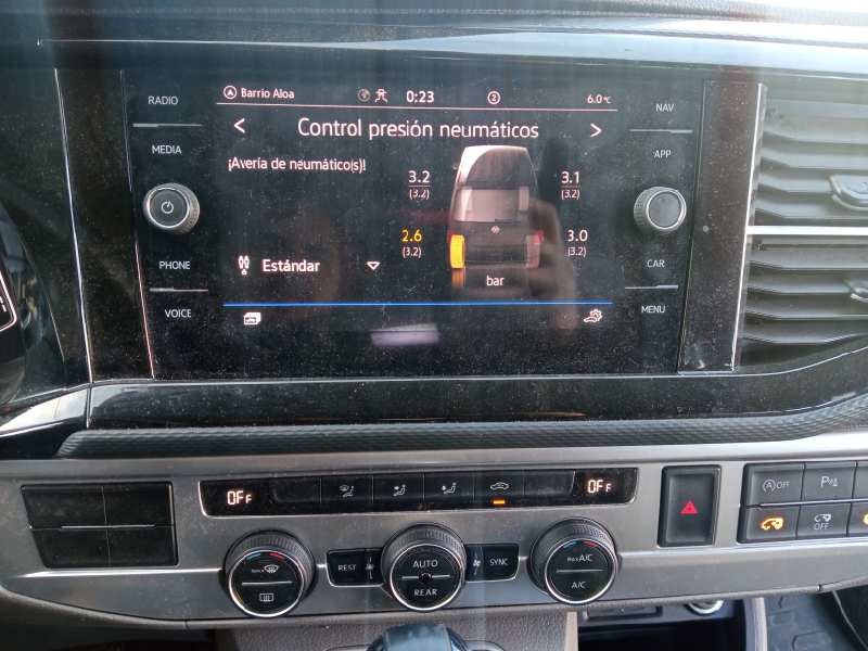 volkswagen t6.1 caravelle (sh) del año 2022