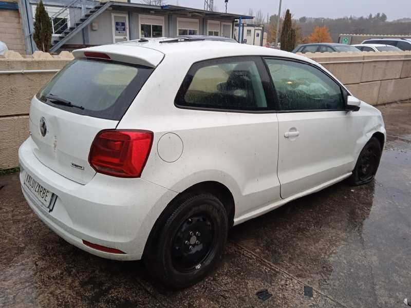 volkswagen polo (6c1) del año 2015
