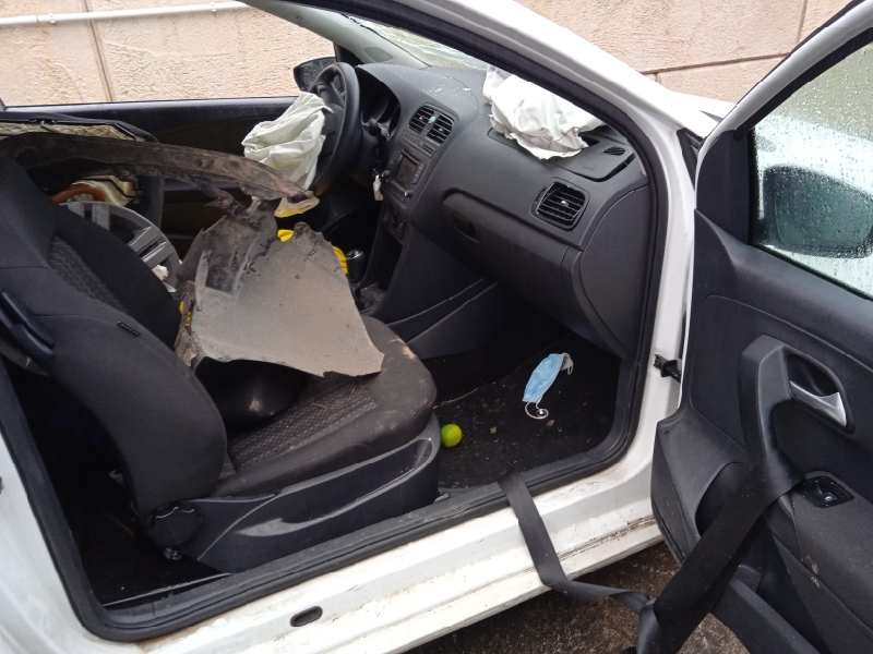 volkswagen polo (6c1) del año 2015