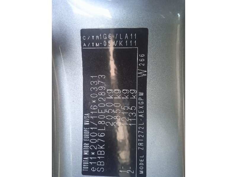 toyota avensis (t27) del año 2012