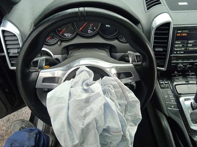 porsche cayenne (typ 92aa) del año 2012