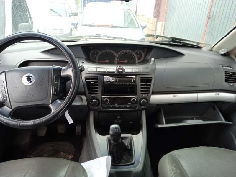 ssangyong rodius del año 2005