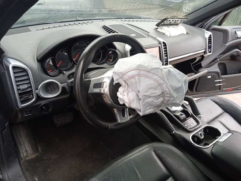 porsche cayenne (typ 92aa) del año 2012