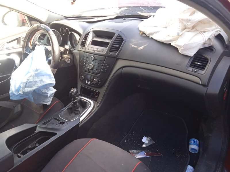 opel insignia berlina del año 2009