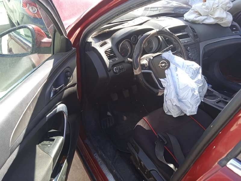 opel insignia berlina del año 2009