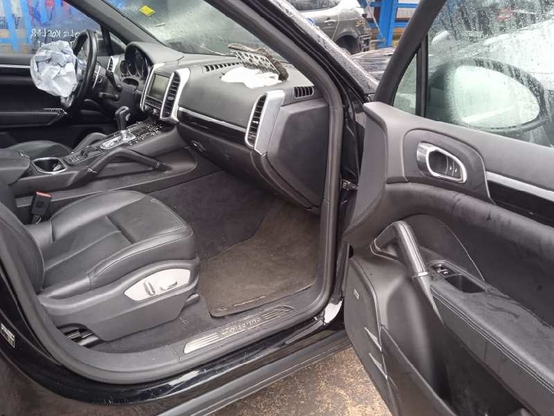 porsche cayenne (typ 92aa) del año 2012