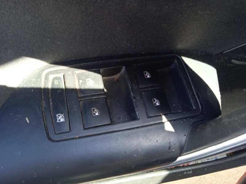 opel insignia berlina del año 2009