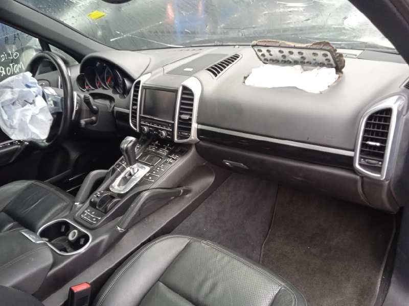 porsche cayenne (typ 92aa) del año 2012