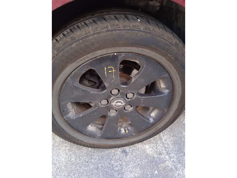 opel insignia berlina del año 2009