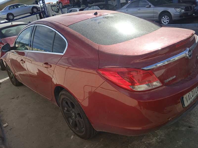 opel insignia berlina del año 2009