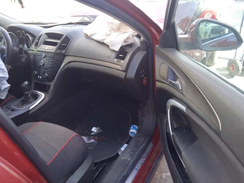 opel insignia berlina del año 2009