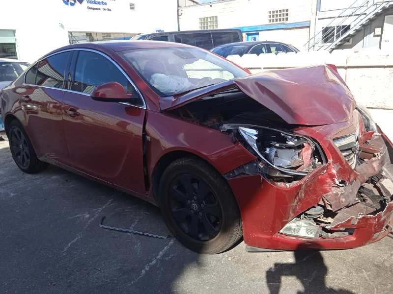 opel insignia berlina del año 2009