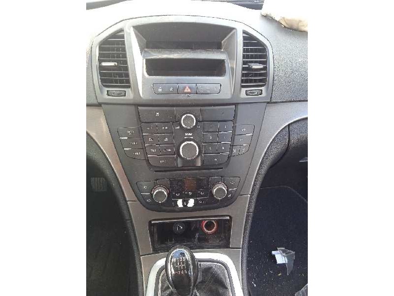 opel insignia berlina del año 2009