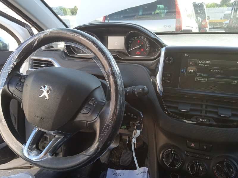 peugeot 2008 (--.2013) del año 2016