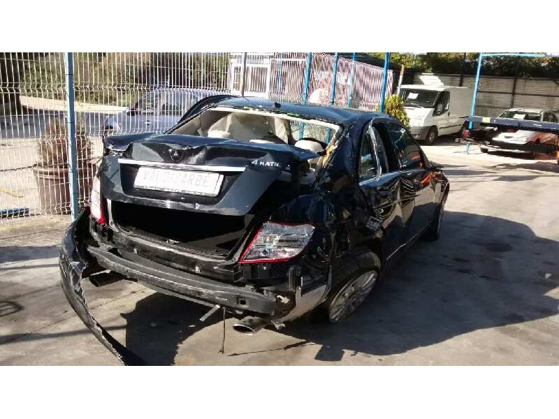 mercedes-benz clase c (w204) berlina del año 2010