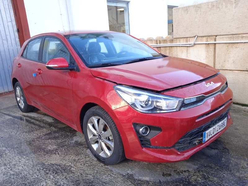 kia rio (yb) del año 2023
