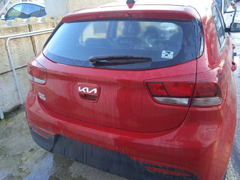 kia rio (yb) del año 2023