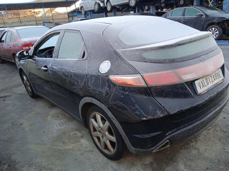 honda civic berlina 5 (fk) del año 2009