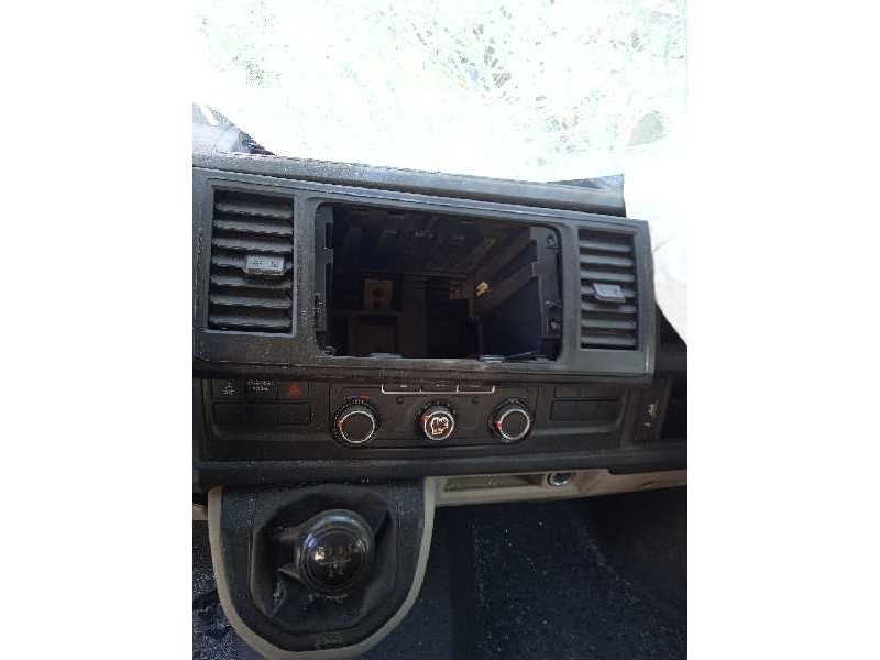 volkswagen t6 transporter del año 2015