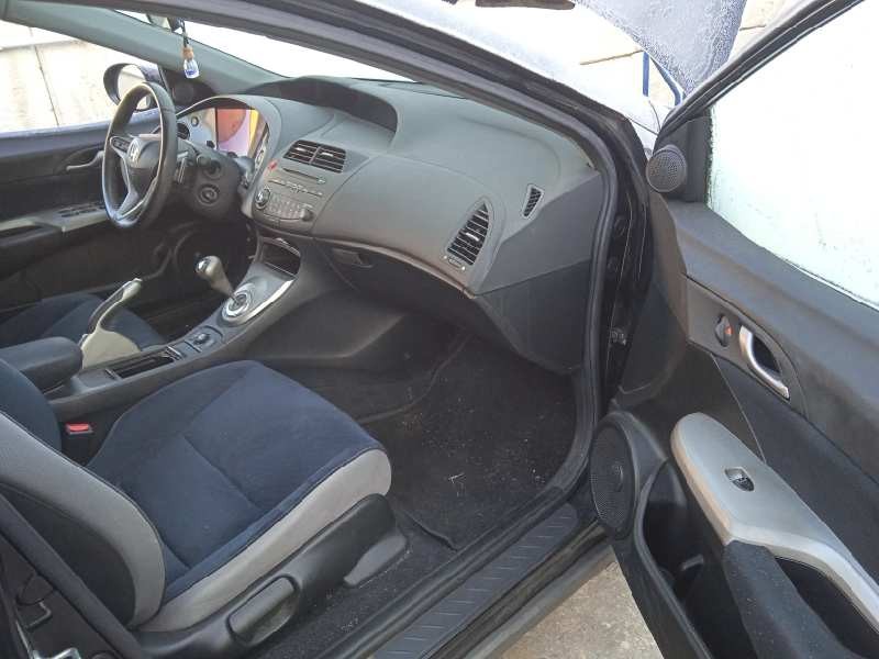 honda civic berlina 5 (fk) del año 2009