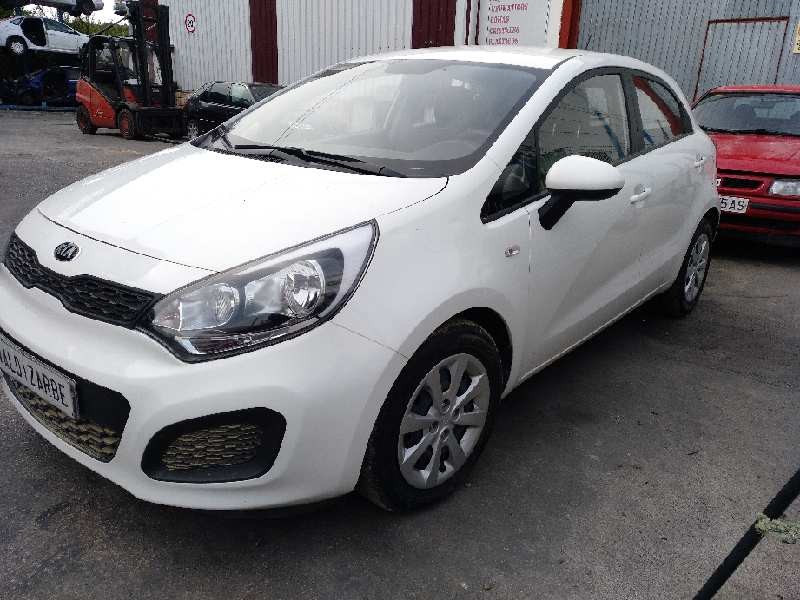 kia rio del año 2014