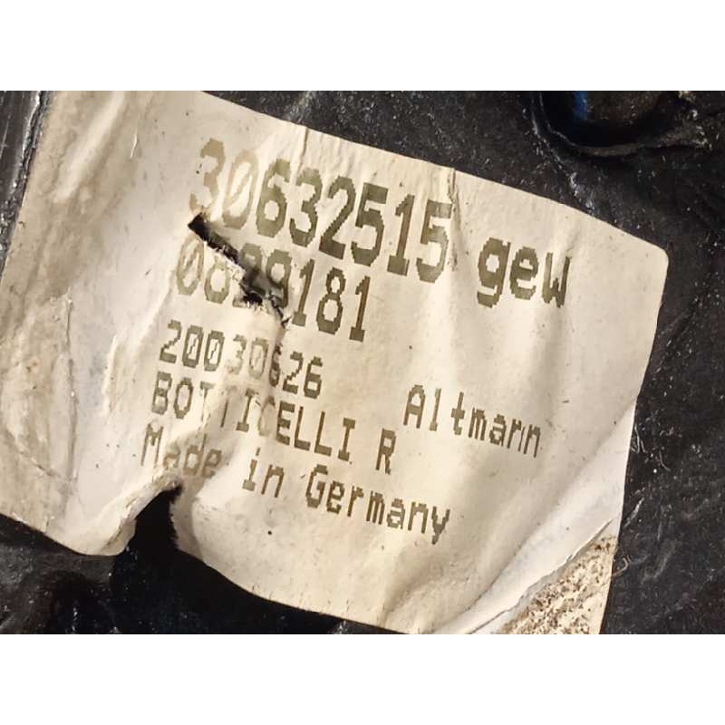 Recambio de retrovisor derecho para volvo s40 berlina 1.9 d+ (85kw) referencia OEM IAM 30623548  30632515