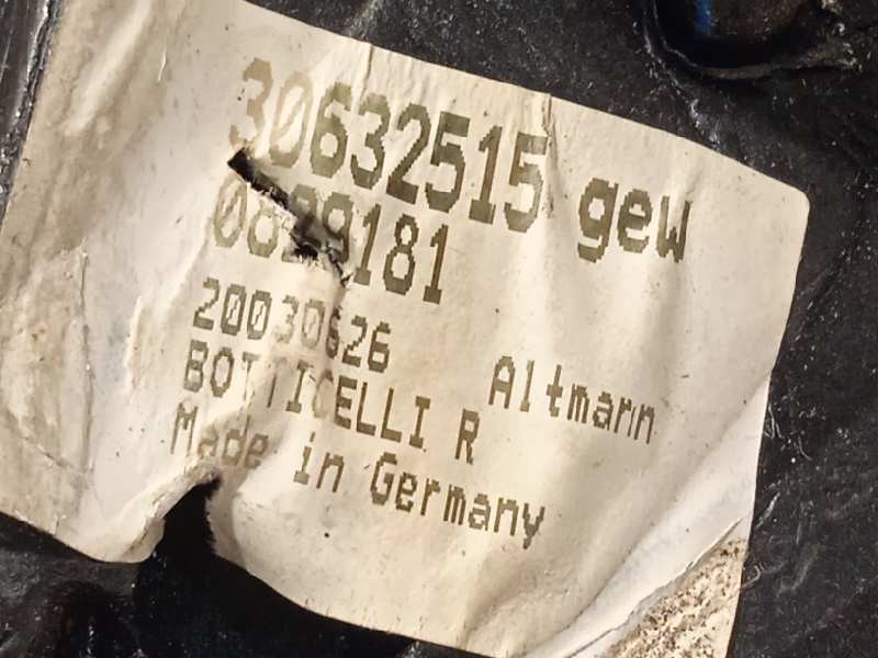 Recambio de retrovisor derecho para volvo s40 berlina 1.9 d+ (85kw) referencia OEM IAM 30623548  30632515