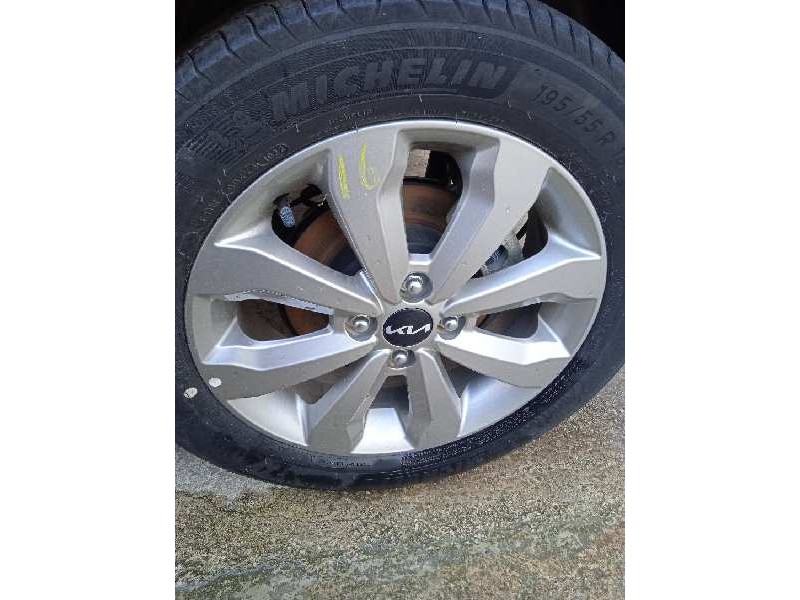 kia rio (yb) del año 2023