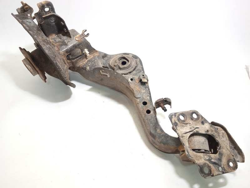 Recambio de mangueta trasera derecha para nissan qashqai (j11) tekna referencia OEM IAM 55451JD00A  432024EG0A