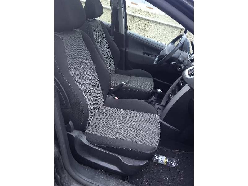 peugeot 207 sw del año 2009