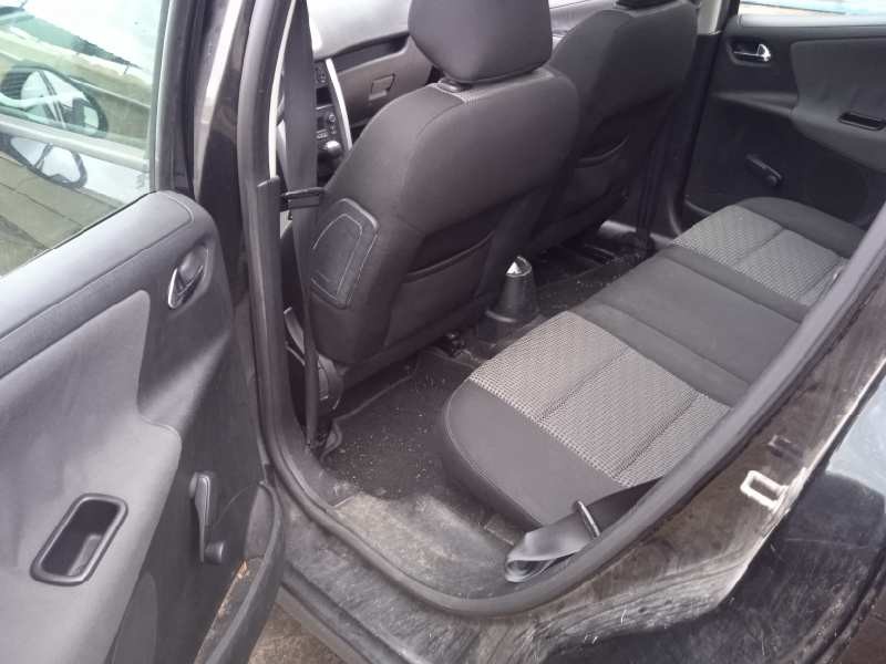 peugeot 207 sw del año 2009