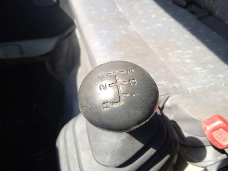 nissan cabstar (2001-...) del año 2001