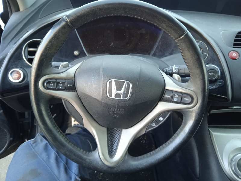 honda civic berlina 5 (fk) del año 2009