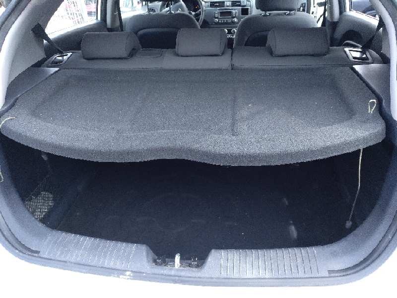 kia rio del año 2014