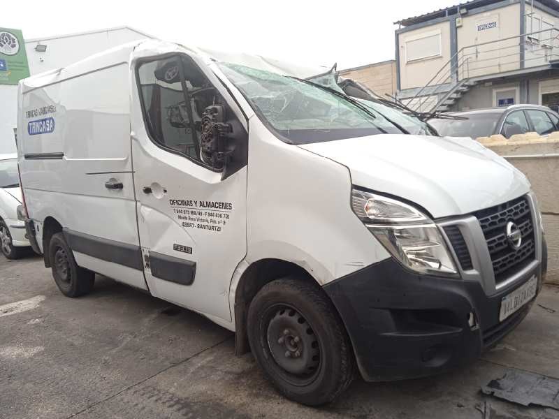 nissan nv 400 del año 2012