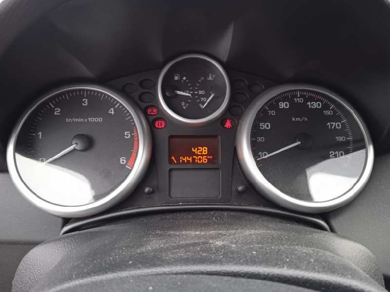 peugeot 207 del año 2008