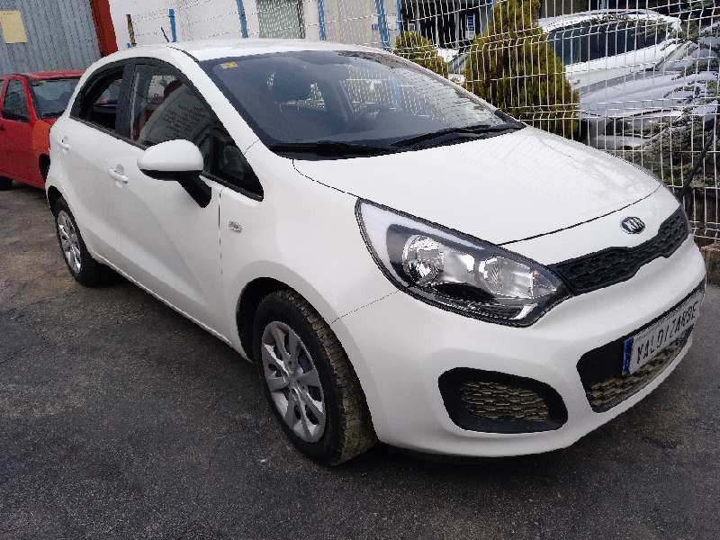 kia rio del año 2014