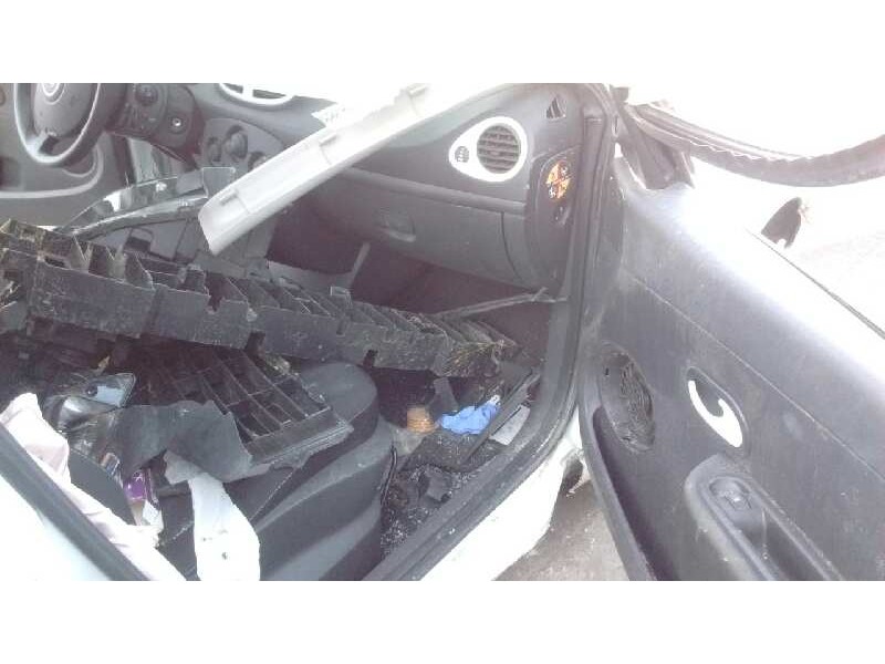 renault clio iii del año 2012