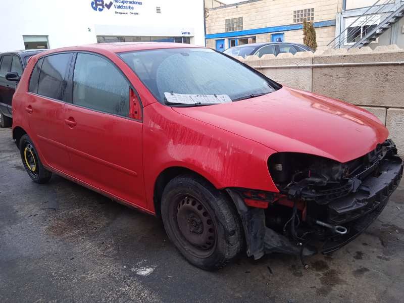 volkswagen golf v berlina (1k1) del año 2005