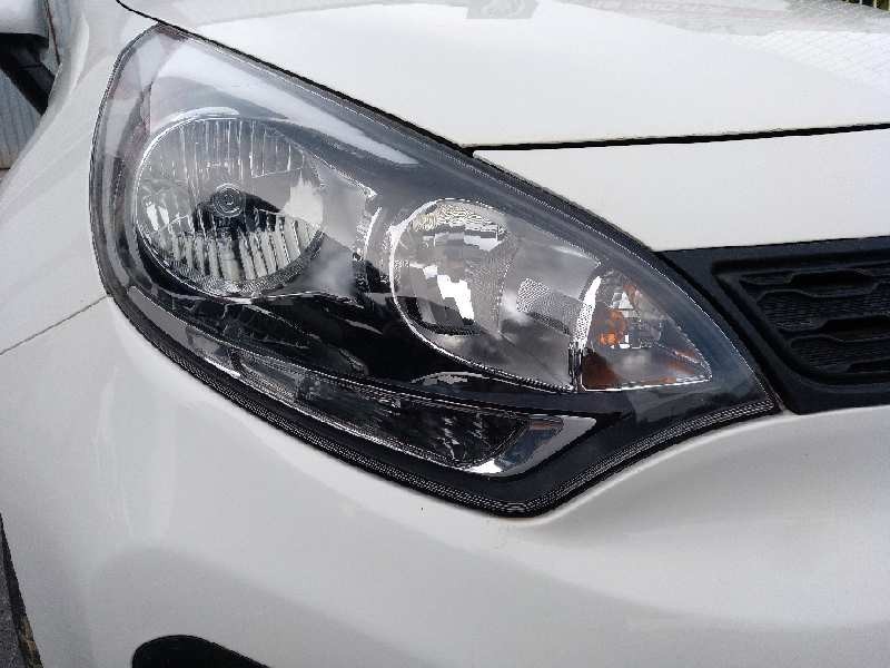 kia rio del año 2014