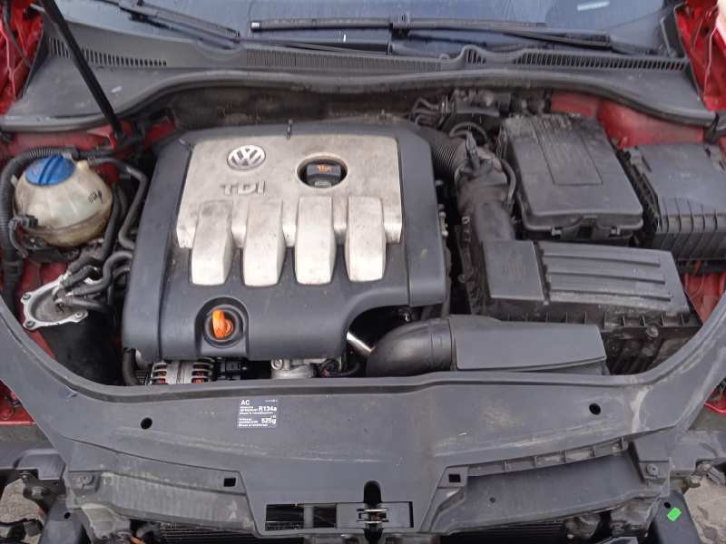 volkswagen golf v berlina (1k1) del año 2005