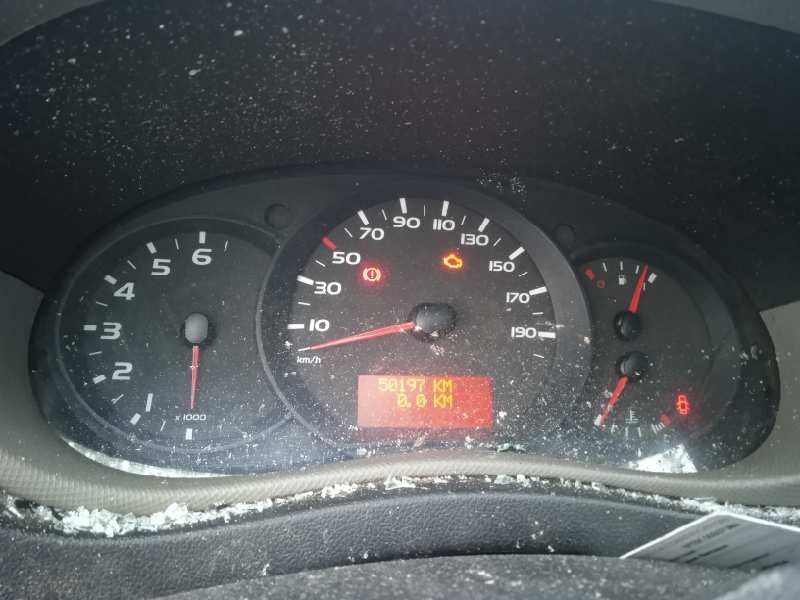 nissan nv 400 del año 2012