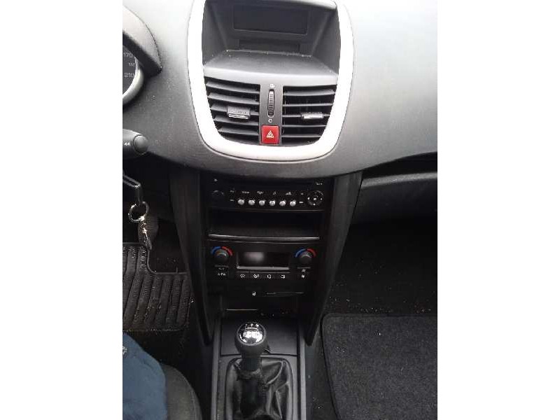 peugeot 207 del año 2008