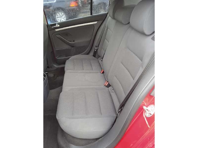 volkswagen golf v berlina (1k1) del año 2005