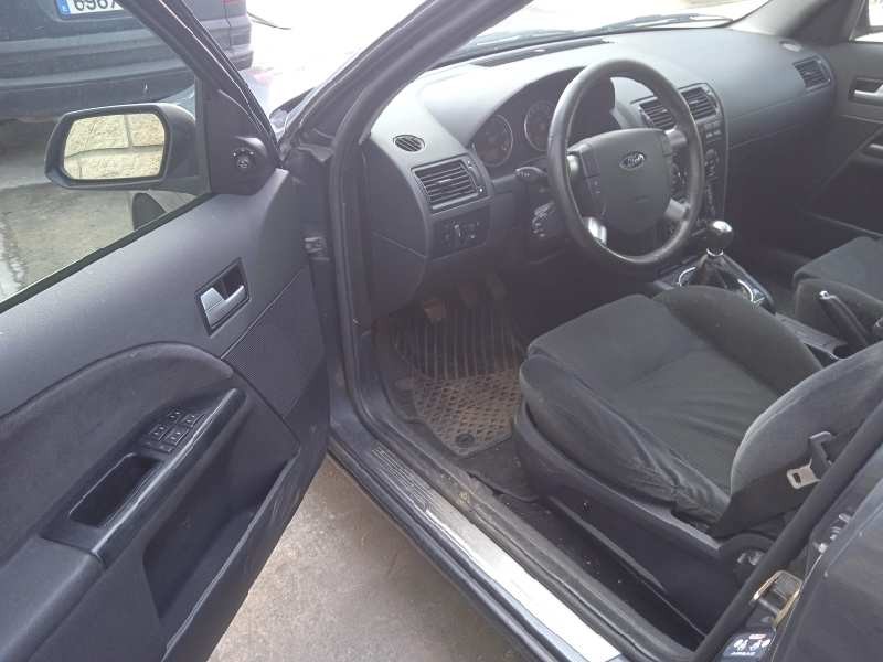ford mondeo berlina (ge) del año 2002